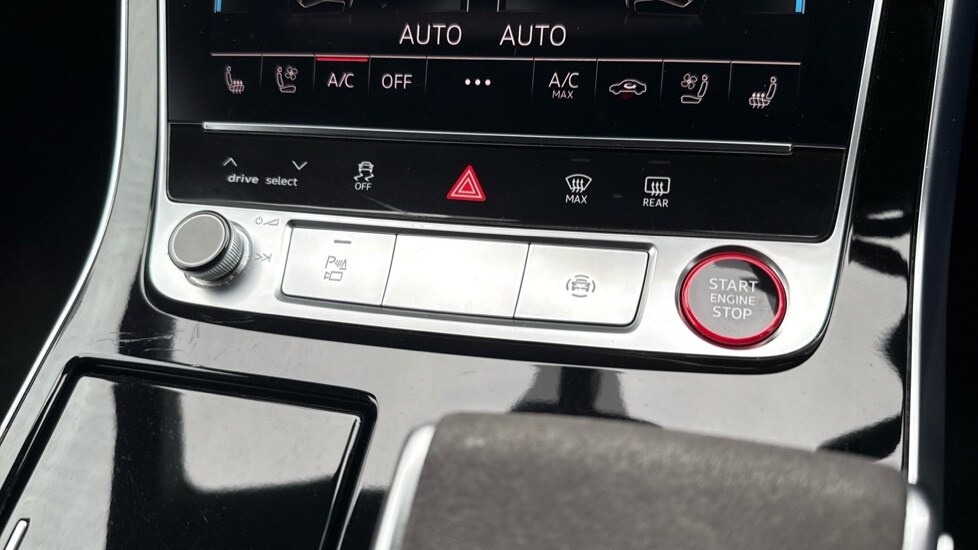 Used Audi RS Q8 2023 for sale - 76074236: Photo 36