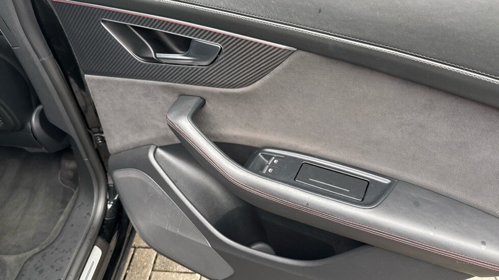 Used Audi RS Q8 2023 for sale - 76074236: Photo 45