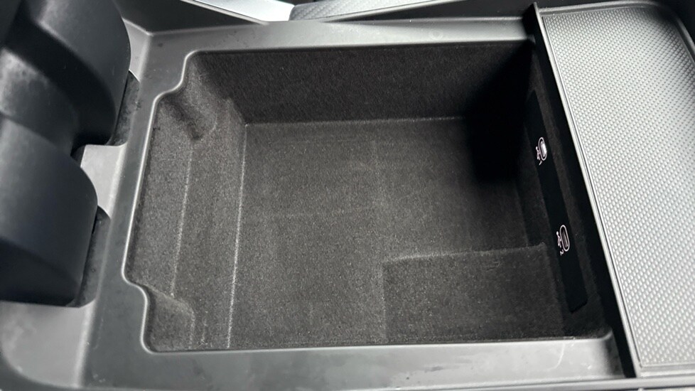 Used Audi RS Q8 2023 for sale - 76074236: Photo 54