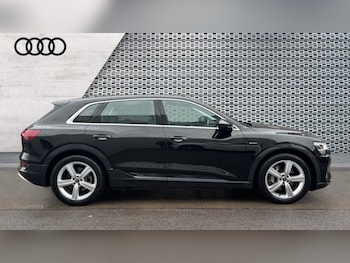 Used Audi e-tron 2020 for sale - 76208938: Photo