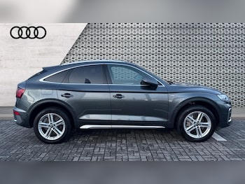 Used Audi Q5 2021 for sale - 76773189: Photo