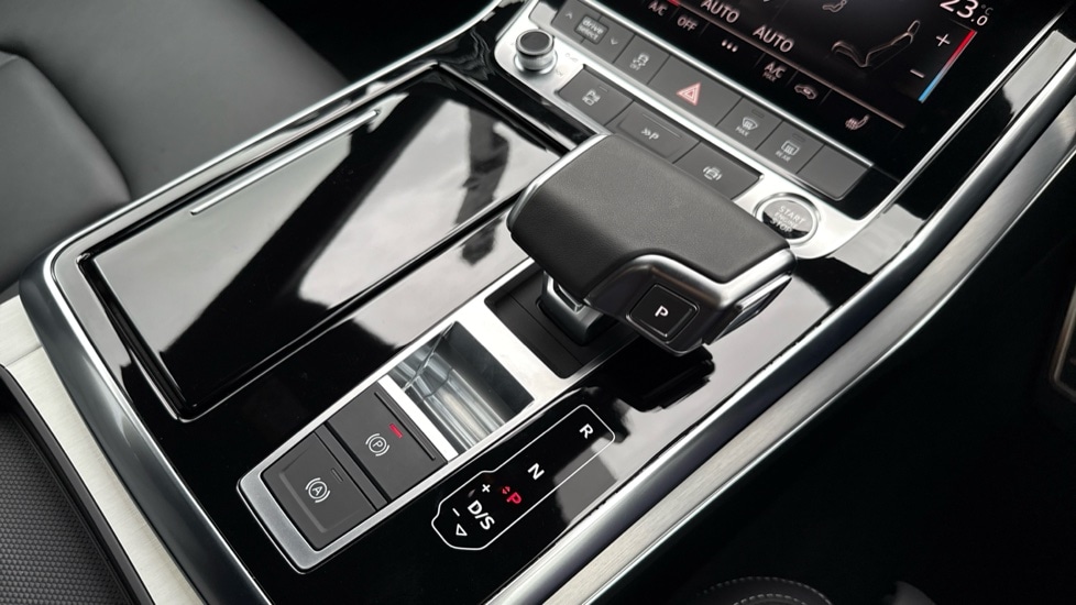 Used Audi Q7 2025 for sale - 76872068: Photo 19