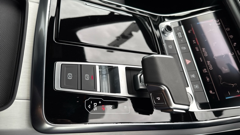 Used Audi Q7 2025 for sale - 76872068: Photo 27