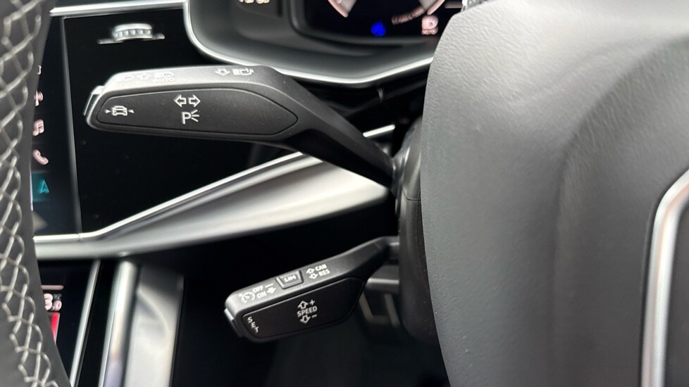 Used Audi Q7 2025 for sale - 76872068: Photo 31