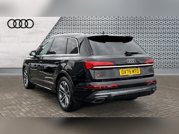 Used Audi Q7 2025 for sale - 76872068: Photo