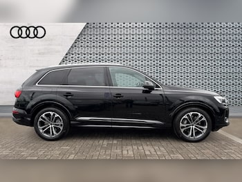 Used Audi Q7 2025 for sale - 76872068: Photo