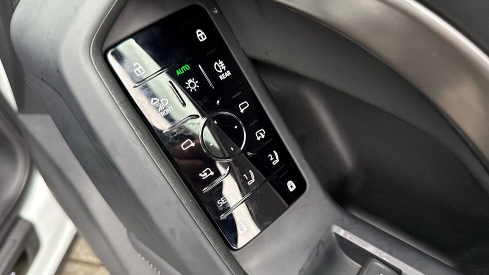 Used Audi Q5 2025 for sale - 76660943: Photo 46