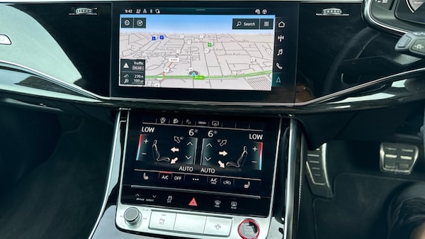 Used Audi Q8 2023 for sale - 76217211: Photo 13
