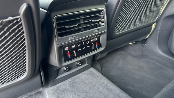Used Audi Q8 2023 for sale - 76217211: Photo 44