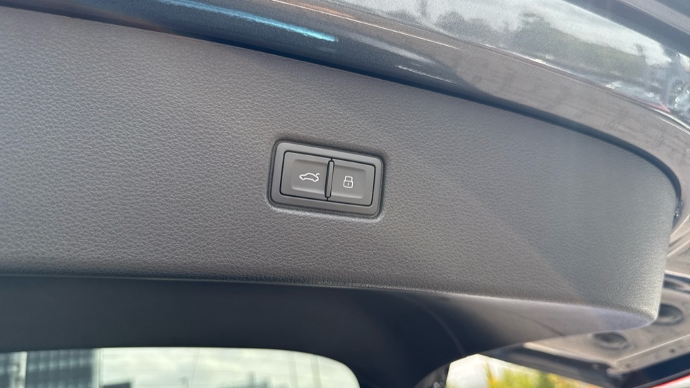 Used Audi Q5 2023 for sale - 76116784: Photo 42