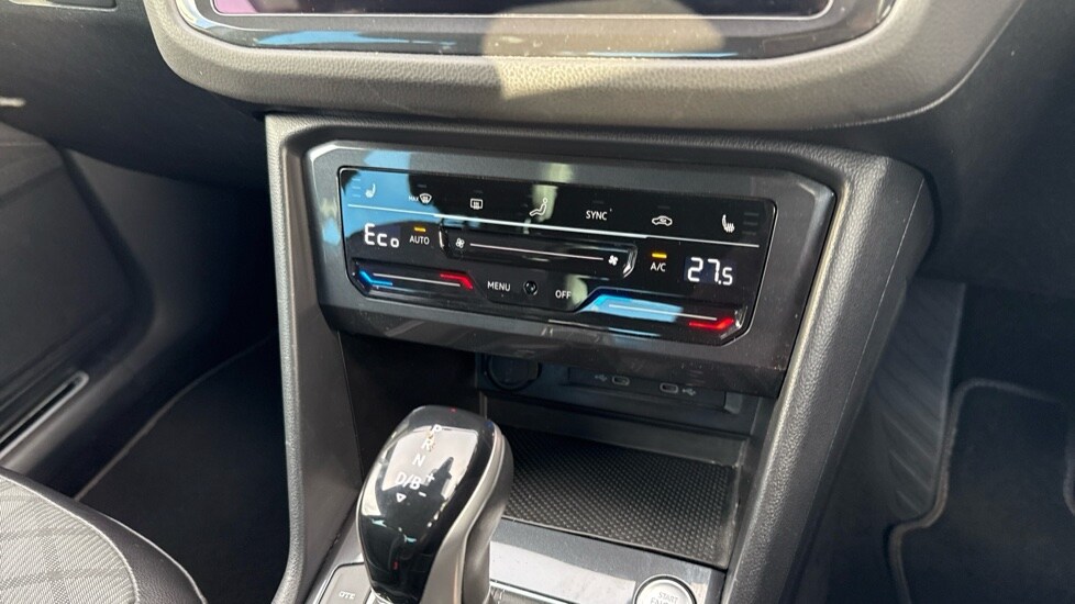 Used Volkswagen Tiguan 2022 for sale - 76328383: Photo 32