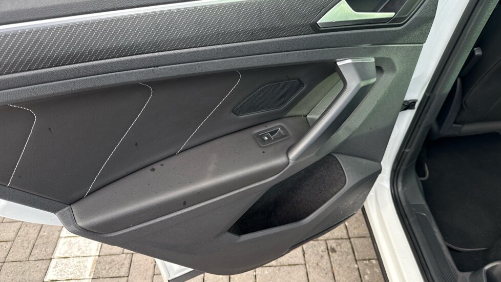 Used Volkswagen Tiguan 2022 for sale - 76328383: Photo 38