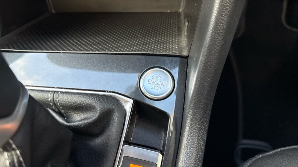 Used Volkswagen Tiguan 2022 for sale - 76328383: Photo 48