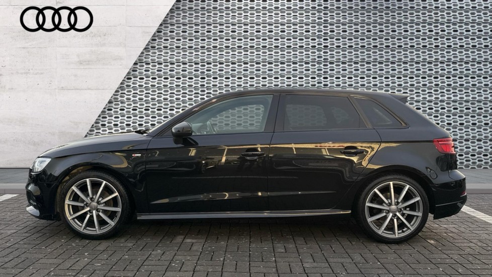 Used Audi A3 2018 for sale - 77025550: Photo 9