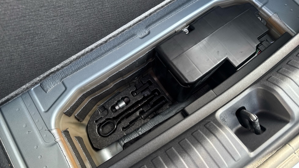 Used Audi Q4 e-tron 2025 for sale - 76851268: Photo 42