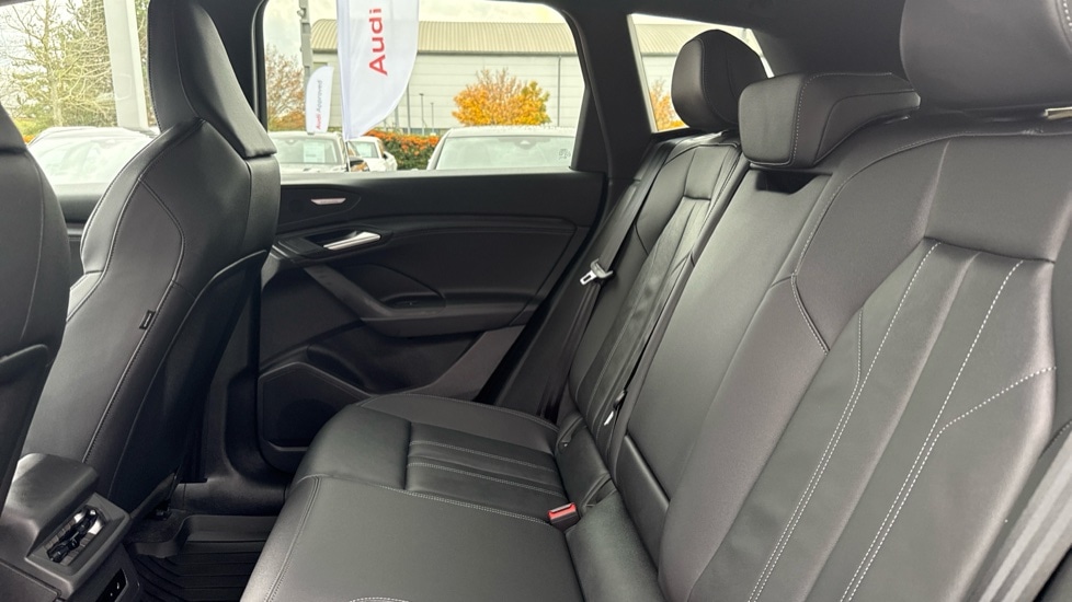 Used Audi Q6 e-tron 2025 for sale - 76870617: Photo 15