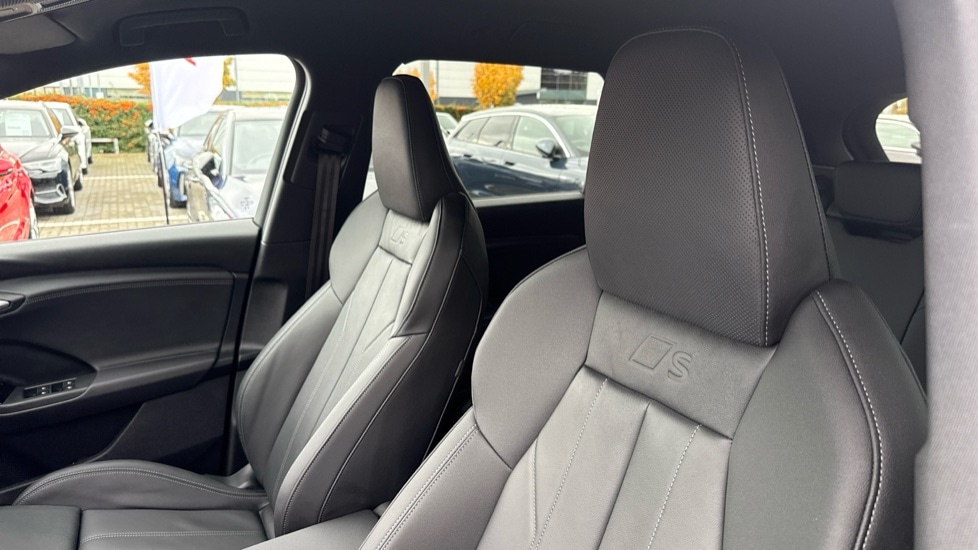 Used Audi Q6 e-tron 2025 for sale - 76870617: Photo 17