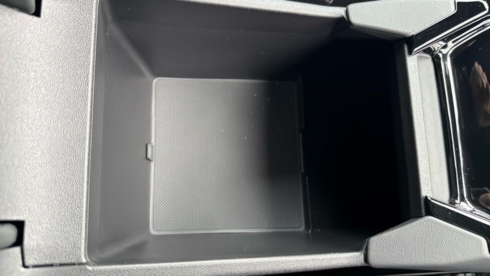 Used Audi Q6 e-tron 2025 for sale - 76870617: Photo 52