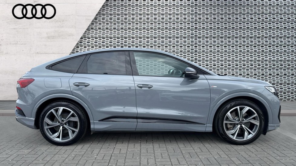 Used Audi Q4 e-tron 2022 for sale - 76593692: Photo 4