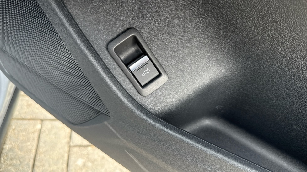 Used Audi Q4 e-tron 2022 for sale - 76593692: Photo 48