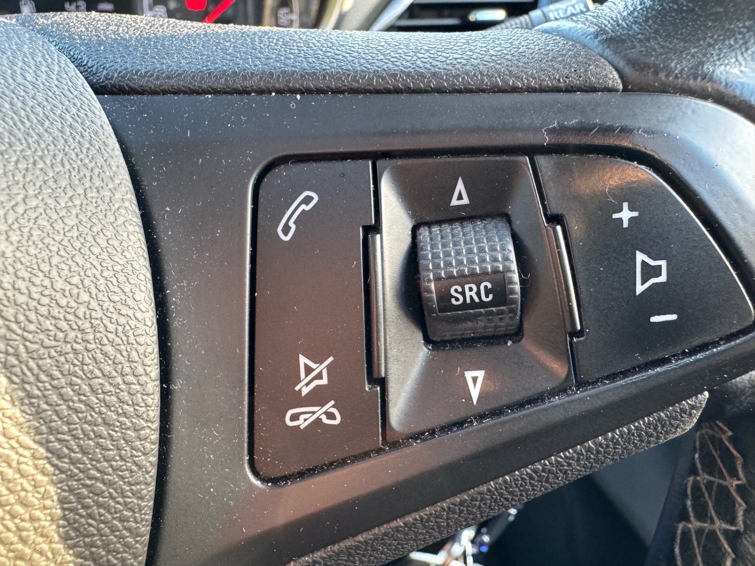 Used Vauxhall Viva 2016 for sale - 74123714: Photo 15