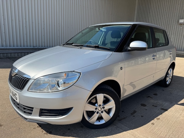Used Skoda Fabia 2014 for sale - 74232579: Photo 2