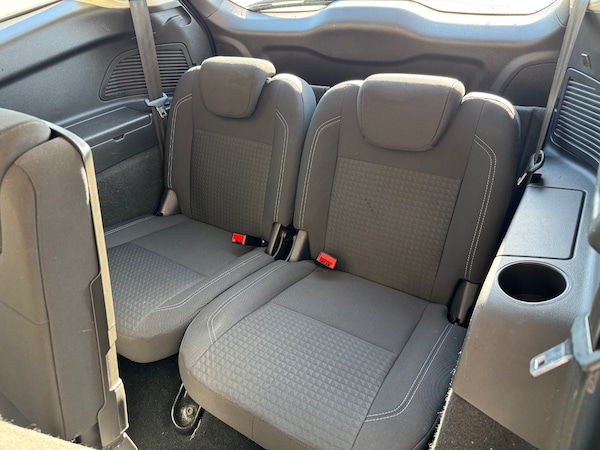 Used Ford Grand C-Max 2017 for sale - 75523480: Photo 11