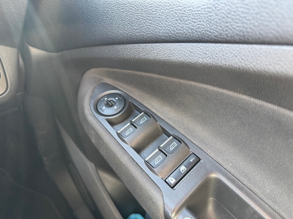 Used Ford Grand C-Max 2017 for sale - 75523480: Photo 14