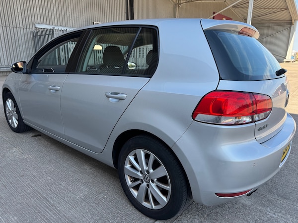 Used Volkswagen Golf 2011 for sale - 75684677: Photo 5