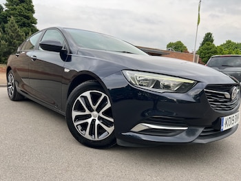 Used Vauxhall Insignia 2019 for sale - 78033589: Photo