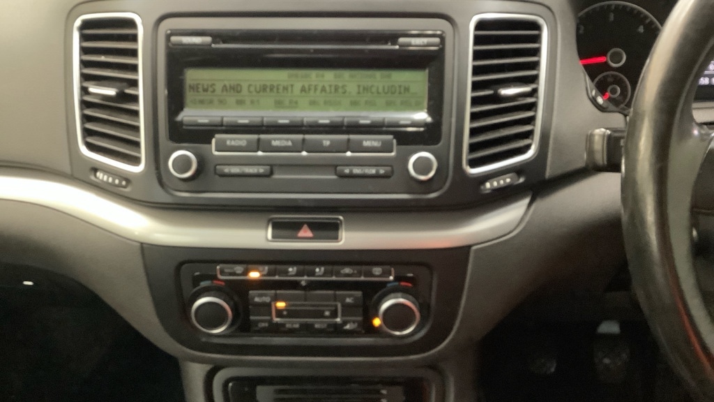 Used Volkswagen Sharan 2010 for sale - 76644524: Photo 7