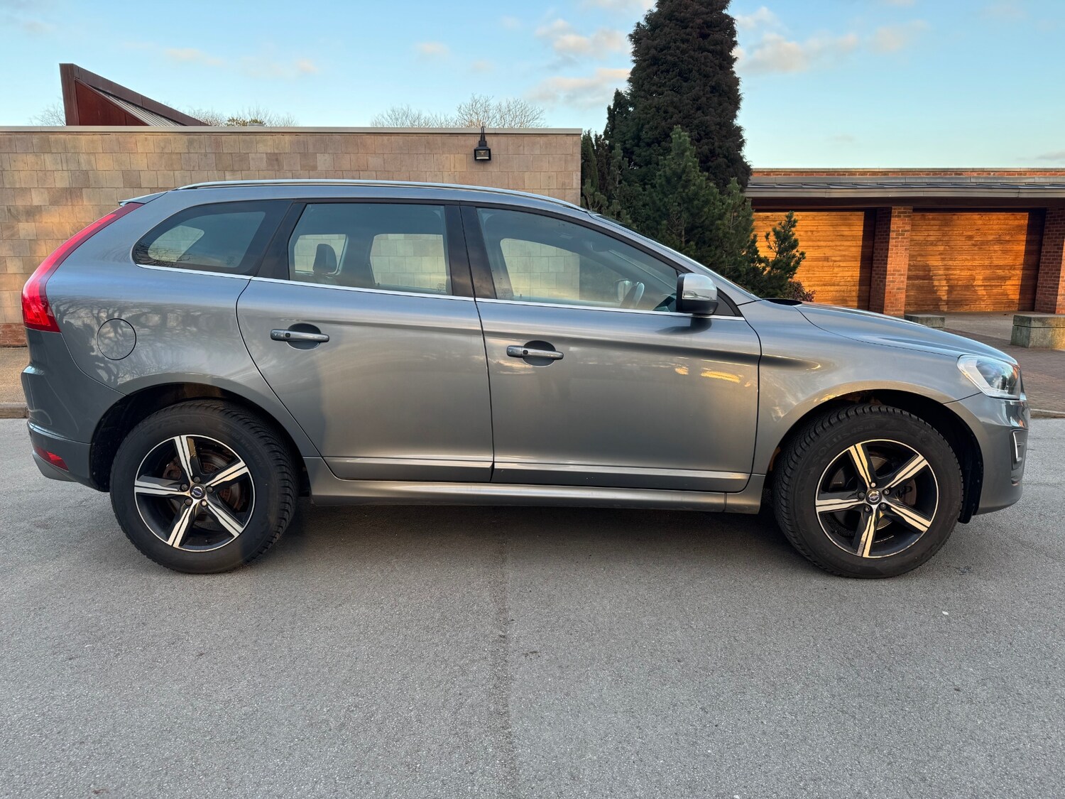 Used Volvo XC60 2016 for sale - 77054167: Photo 16