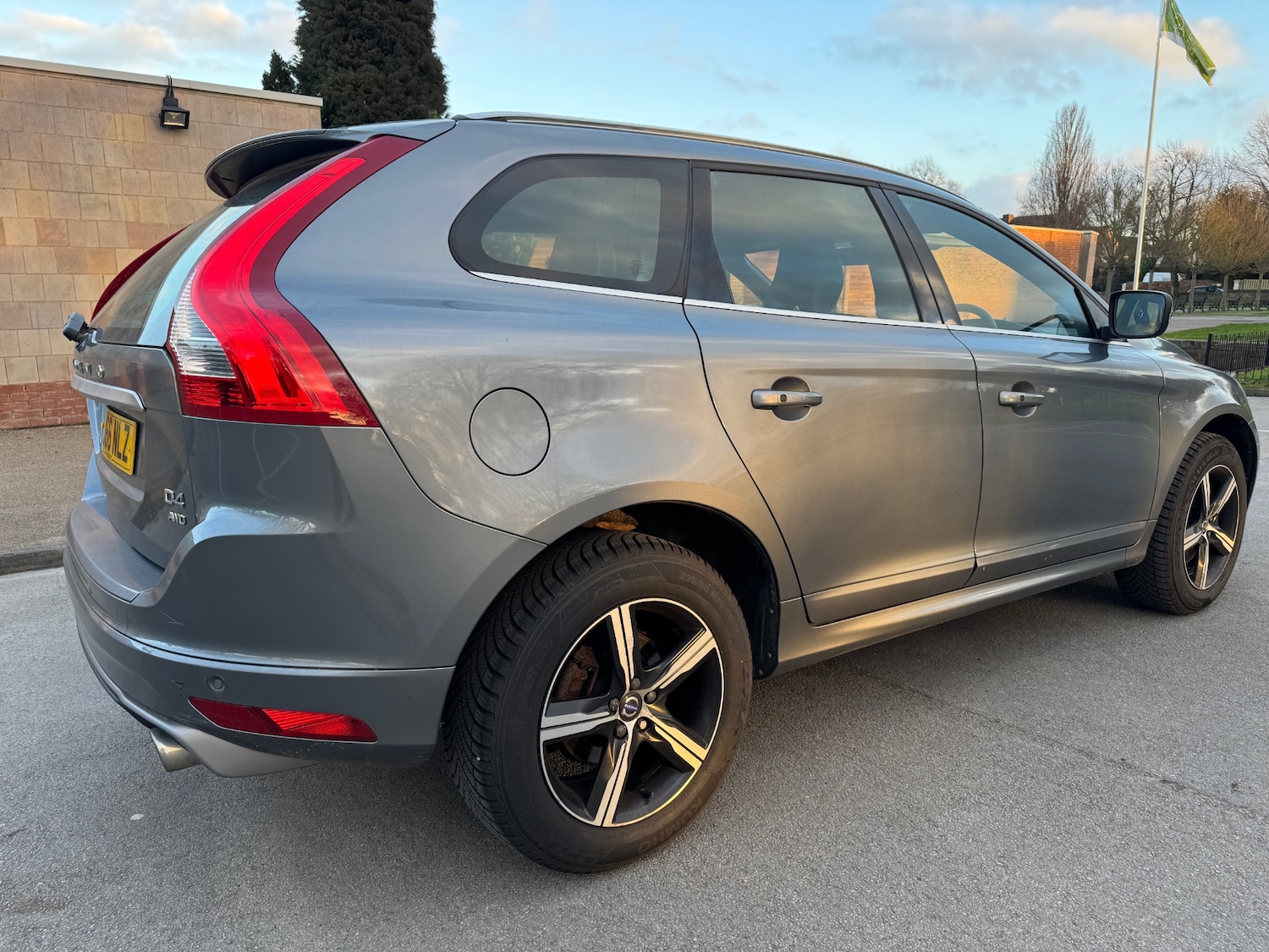 Used Volvo XC60 2016 for sale - 77054167: Photo 5