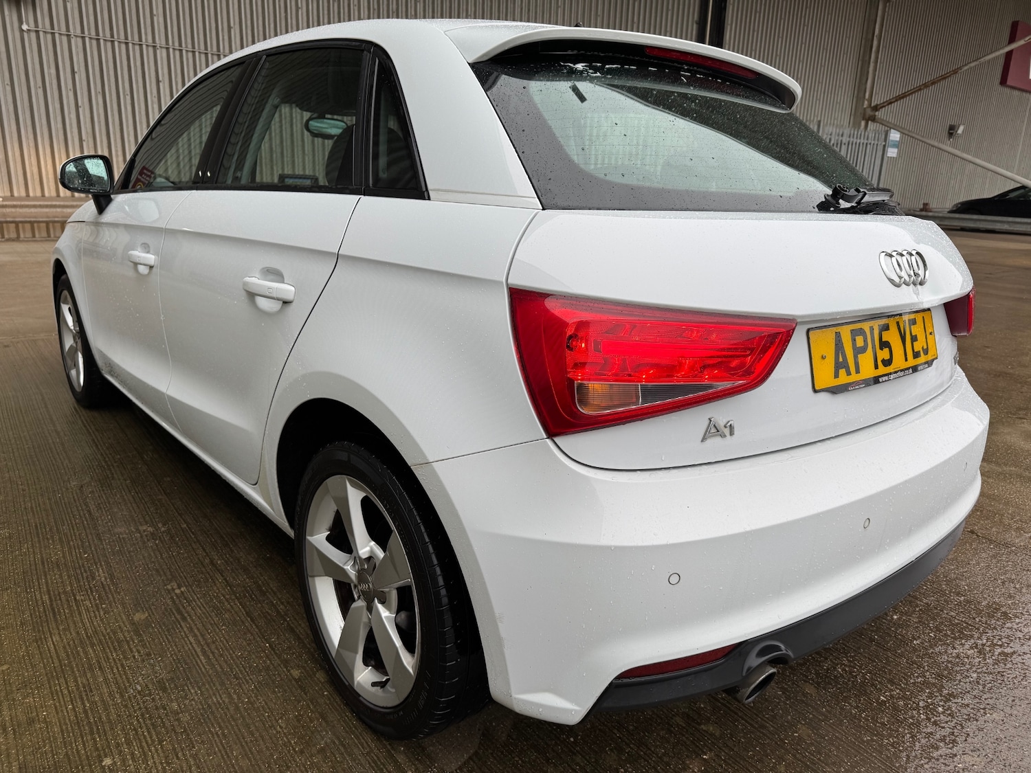 Used Audi A1 2015 for sale - 77342922: Photo 5