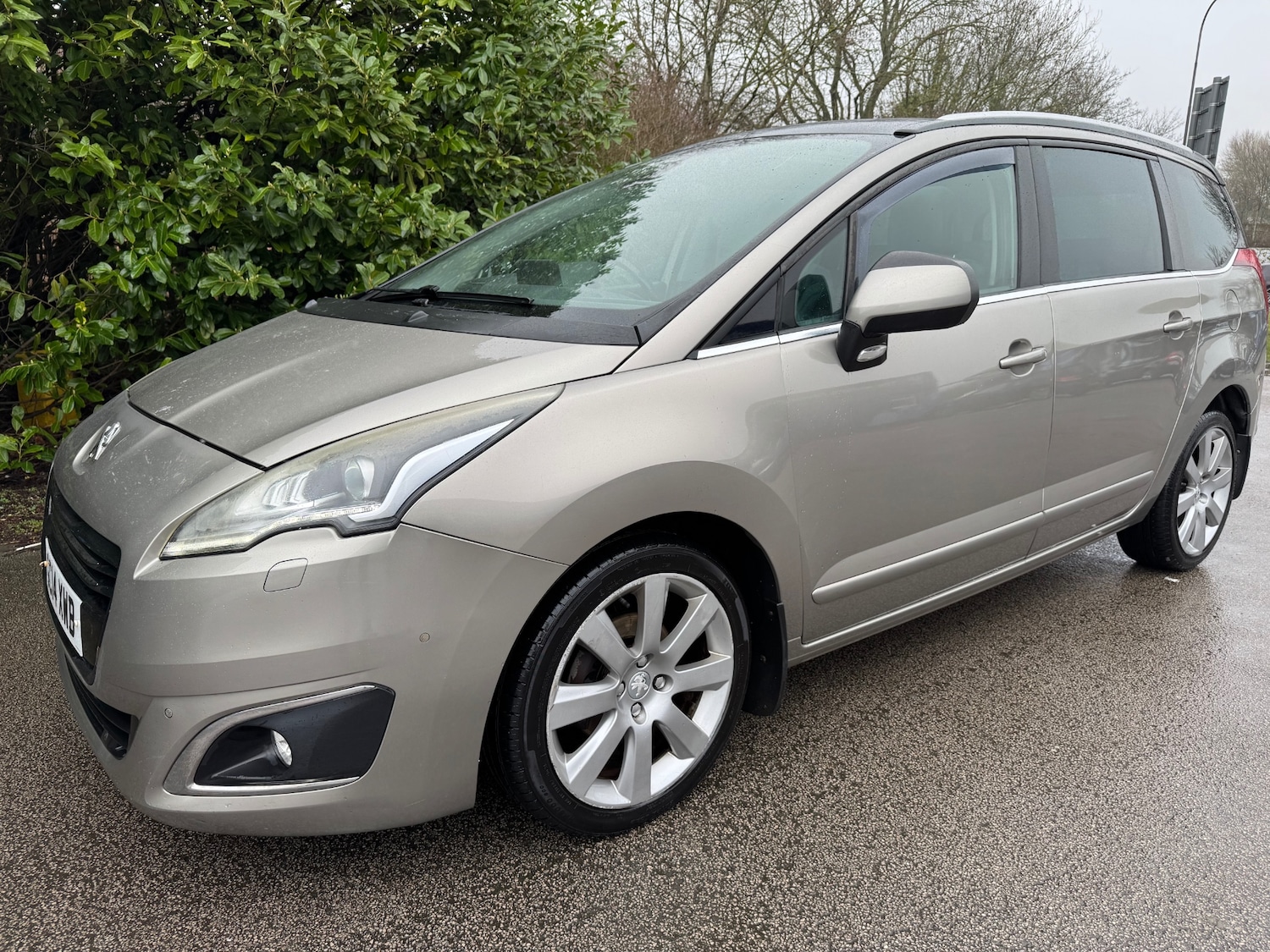 Used Peugeot 5008 2014 for sale - 77054169: Photo 16