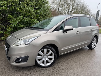 Used Peugeot 5008 2014 for sale - 77054169: Photo