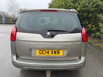 Used Peugeot 5008 2014 for sale - 77054169: Photo