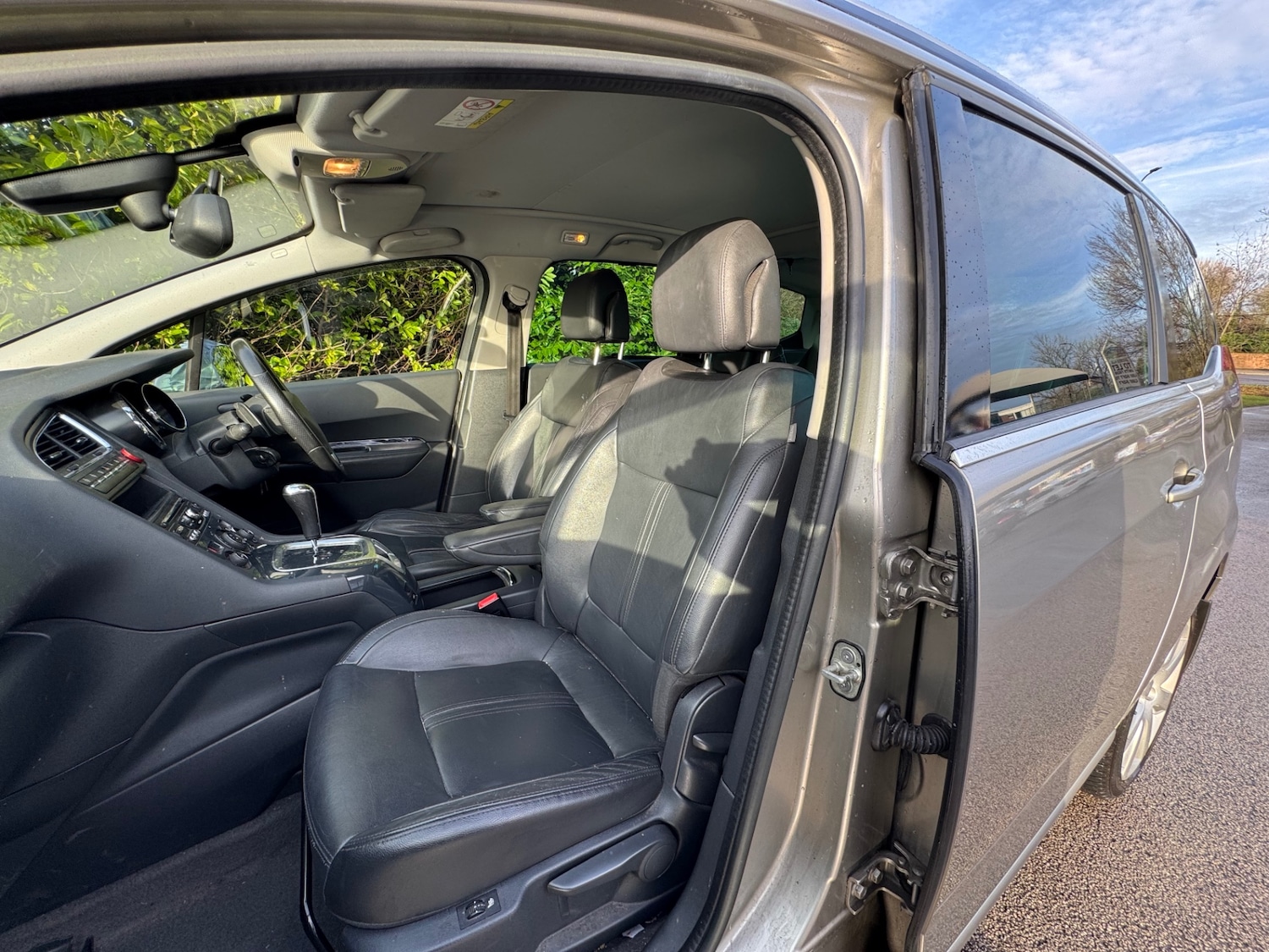 Used Peugeot 5008 2014 for sale - 77054169: Photo 8