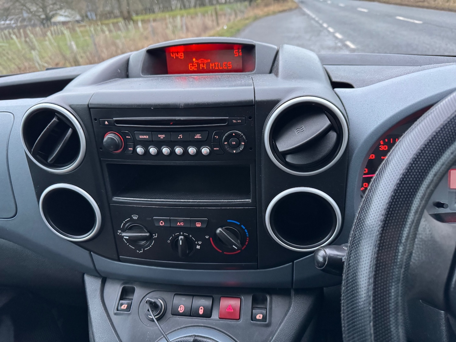 Used Peugeot Partner Tepee 2013 for sale - 77136176: Photo 13