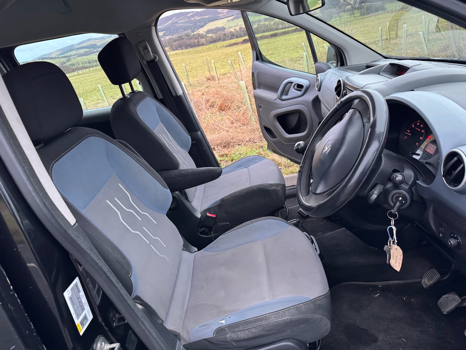 Used Peugeot Partner Tepee 2013 for sale - 77136176: Photo 8