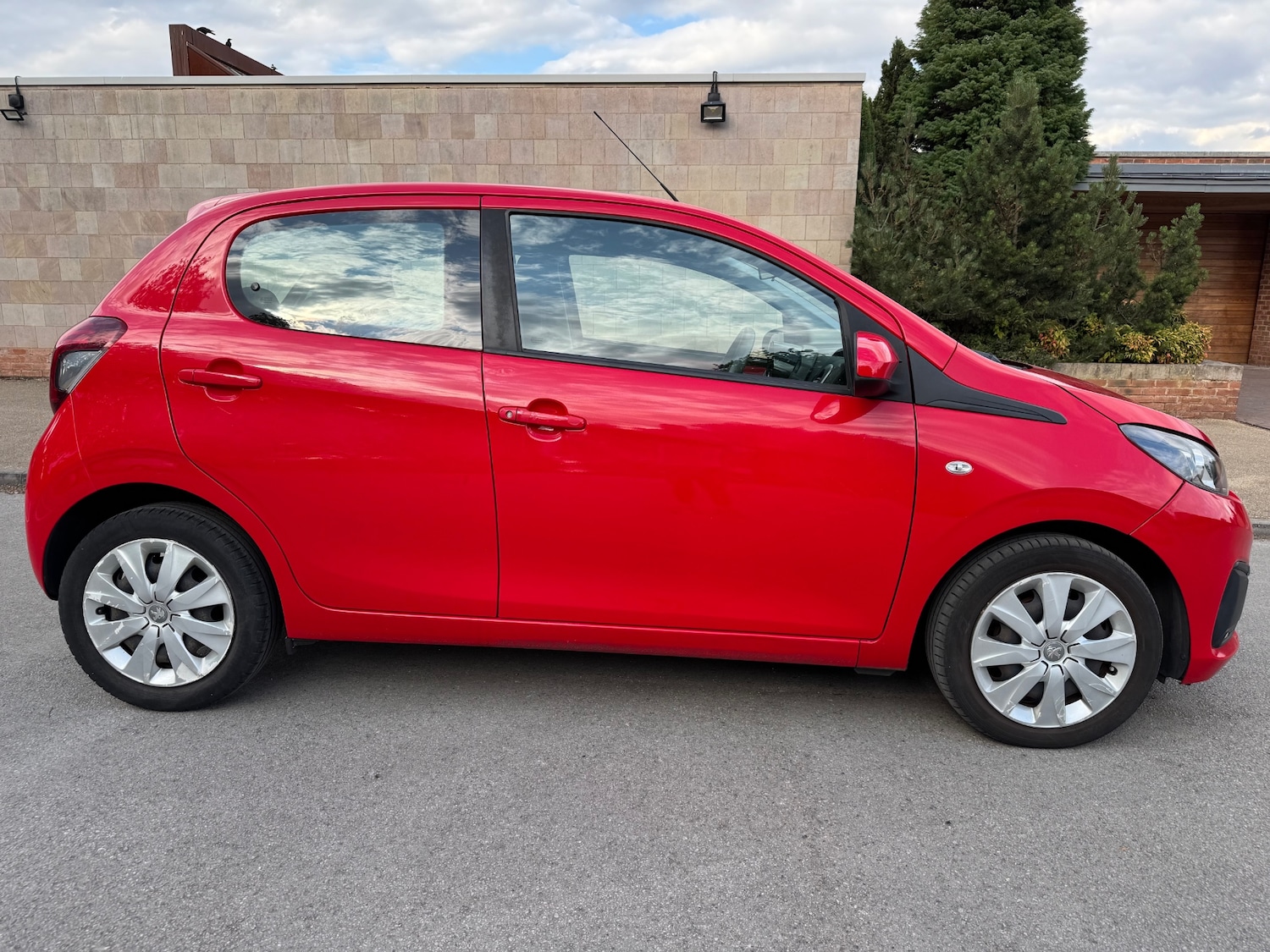 Used Peugeot 108 2017 for sale - 78011669: Photo 14