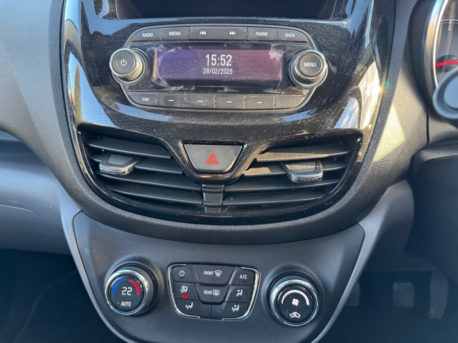 Used Vauxhall Viva 2016 for sale - 78033575: Photo 11