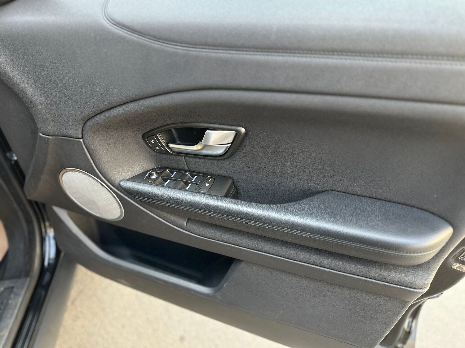 Used Land Rover Range Rover Evoque 2017 for sale - 76648151: Photo 32