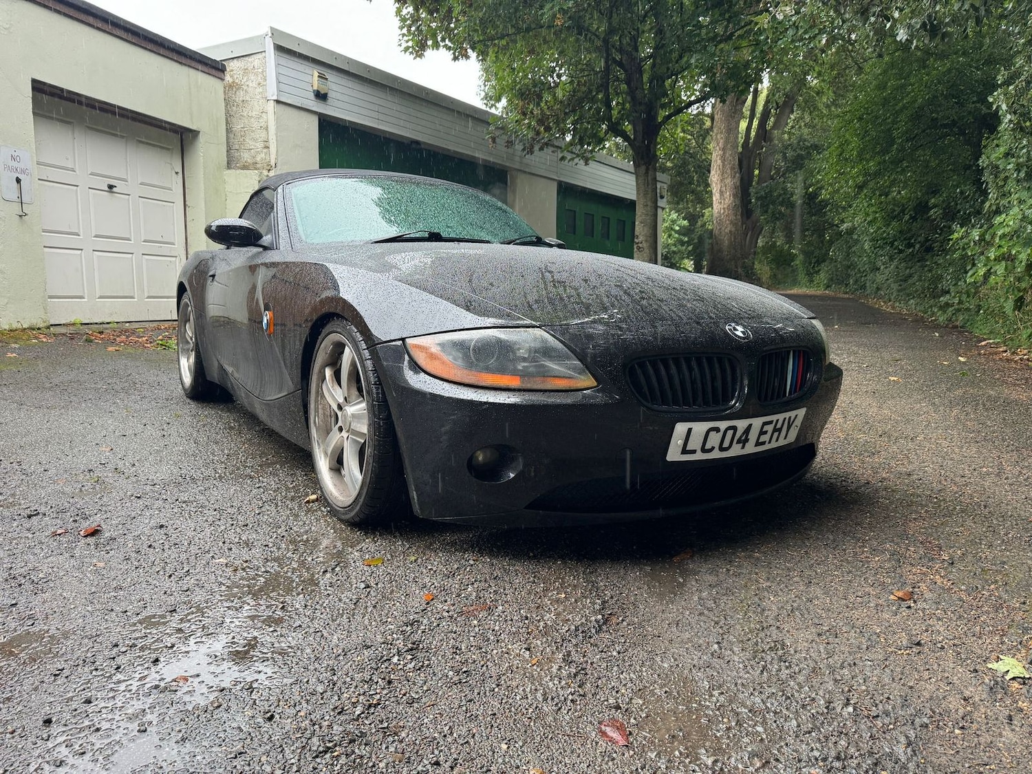 Used BMW Z4 2004 for sale - 76648157: Photo 2