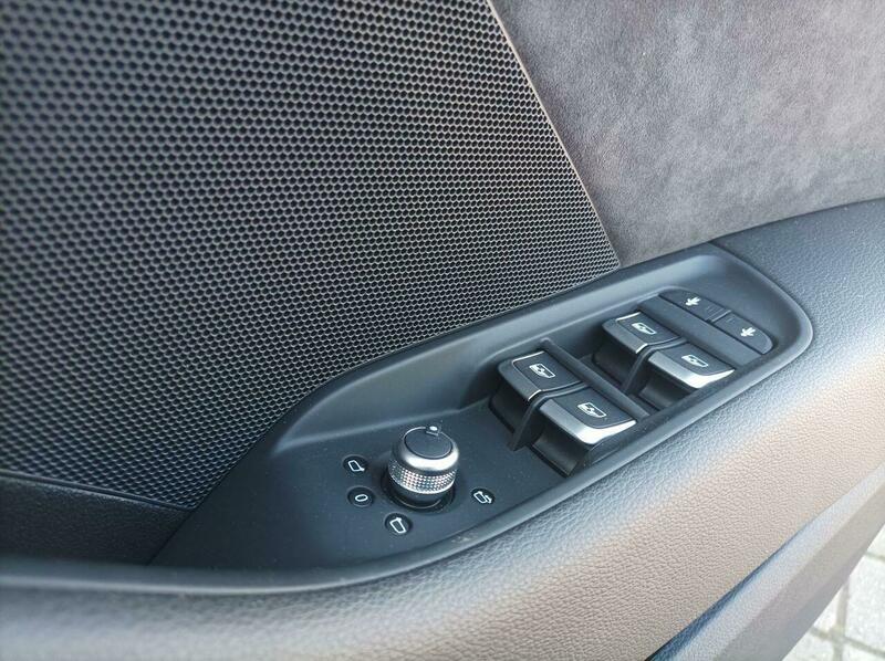 Used Audi S3 2018 for sale - 77976885: Photo 11