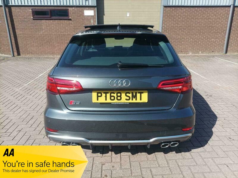 Used Audi S3 2018 for sale - 77976885: Photo 5