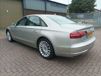 Used Audi A8 2014 for sale - 76009801: Photo