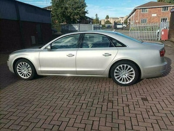 Used Audi A8 2014 for sale - 76009801: Photo