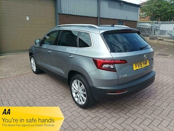 Used Skoda Karoq 2019 for sale - 78558018: Photo