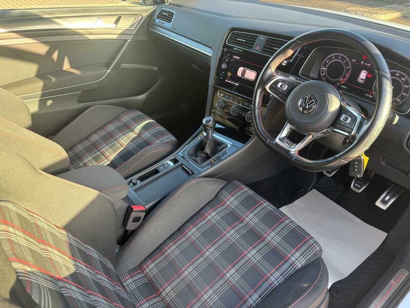 Used Volkswagen Golf 2018 for sale - 77129183: Photo 11